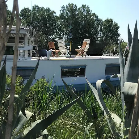 Botel Peniche Match